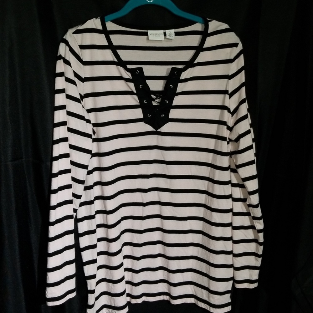 Weekends by Chico's pink & black size 1 Lace-up